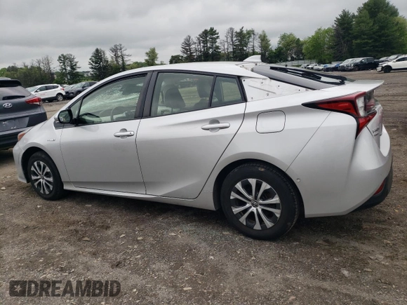 2020 Toyota Prius LE with VIN JTDL9RFU3L3017587, listed as a Copart auction lot 55431755 with 61,507 mi miles and Salvage Title. Bid and sale history available at DreamBid. Image 2.