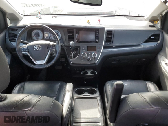 2018 Toyota Sienna SE with VIN 5TDXZ3DC2JS919264, listed as a Copart auction lot 52763135 with 159,835 mi miles and Salvage title. Bid and sale history available at DreamBid. Image 8.