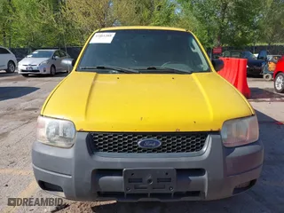 2003 Ford Escape XLS Popular with VIN 1FMYU92113KD90189, listed as a IAAI auction lot 42082279 with 261,215 mi miles. Bid and sale history available at carsss.com. Image 6.