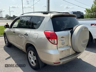 2008 Toyota RAV4 с VIN JTMBK33V585068272, выставлен на аукционе Copart как лот 59519525 с пробегом 176 936 миль миль и Чистый • Clean title. История ставок и продаж доступна на DreamBid. Изображение 3.