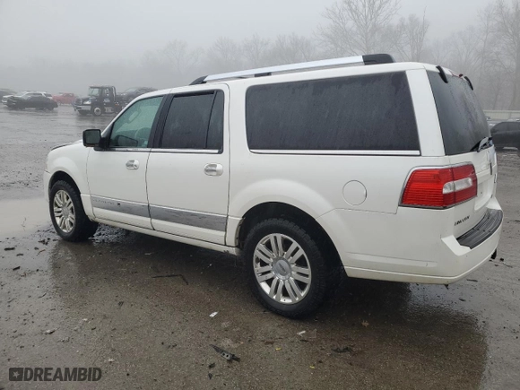 2012 Lincoln Navigator L with VIN 5LMJJ3J55CEL07287, listed as a Copart auction lot 88312445 with 132,223 mi miles and Salvage Title. Bid and sale history available at carsss.com. Image 2.