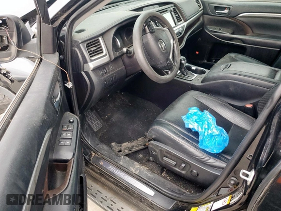 2019 Toyota Highlander Limited z VIN 5TDDZRFH0KS922888, wystawiony jako Copart lot #57443975 z przebiegiem 65 823 mil mil oraz Czysty tytuł • Clean title. Historia ofert i sprzedaży dostępna na DreamBid. Obrazek 8.