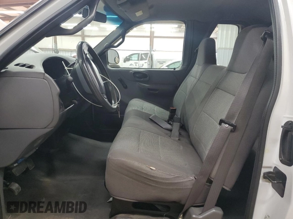 2001 Ford F-150 XL with VIN 1FTRX17L51NB25752, listed as a Copart auction lot 48721235 with 179,941 mi miles and Salvage title. Bid and sale history available at DreamBid. Image 7.