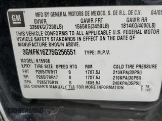 2005 Chevrolet Suburban LS with VIN 3GNFK16Z75G256551, listed as a Copart auction lot 76172014 with 229,260 mi miles and Salvage Title. Bid and sale history available at carsss.com. Image 13.