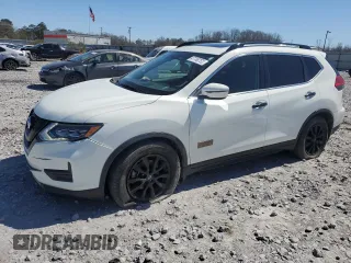 2017 Nissan Rogue SV with VIN 5N1AT2MT3HC758545, listed as a Copart auction lot 47748765 with 82,879 mi miles and Salvage Title. Bid and sale history available at carsss.com. Image 1.