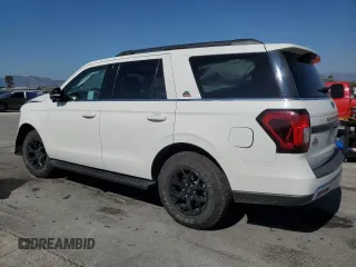 2023 Ford Expedition Timberline с VIN 1FMJU1RGXPEA34504, выставлен на аукционе Copart как лот 50293165 с пробегом 18 986 миль миль и Списание • Salvage title. История ставок и продаж доступна на DreamBid. Изображение 2.