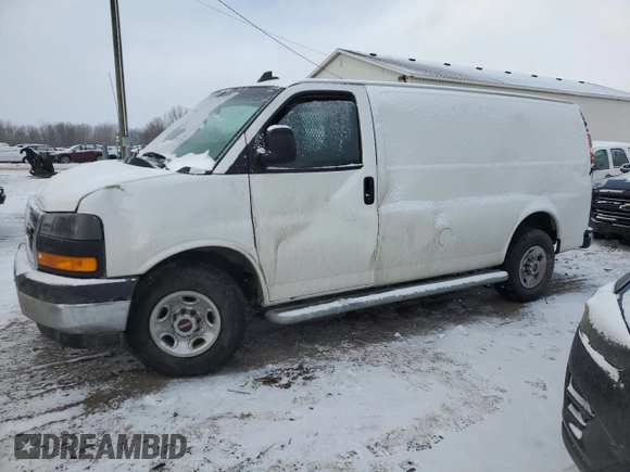2021 GMC Savana Cargo z VIN 1GTW7AF78M1262297, wystawiony jako Copart lot #41510995 z przebiegiem Nie podano mil oraz Szkoda całkowita • Salvage title. Historia ofert i sprzedaży dostępna na DreamBid. Obrazek 1.