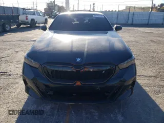 2024 BMW i5 eDrive40 with VIN WBY33FK03RCR92861, listed as a Copart auction lot 88443755 with 13,138 mi miles and Salvage title. Bid and sale history available at DreamBid. Image 5.