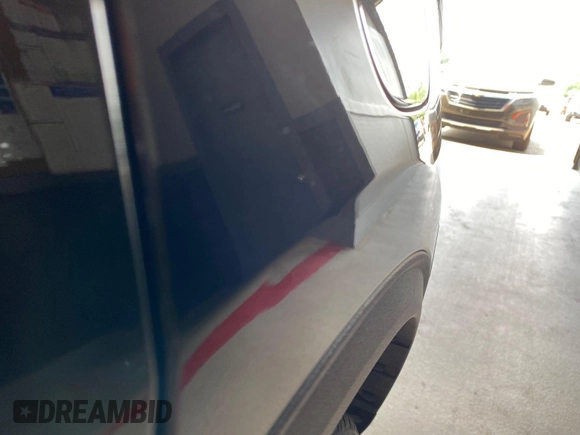 2022 Ford Escape SE z VIN 1FMCU9G67NUB89080, wystawiony jako IAAI lot #42788982 z przebiegiem 54 984 mil mil oraz . Historia ofert i sprzedaży dostępna na DreamBid. Obrazek 2.