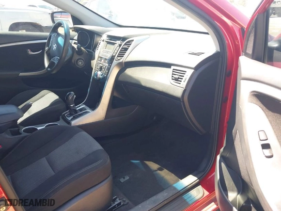 2015 Hyundai Elantra GT with VIN KMHD35LH8FU250557, listed as a IAAI auction lot 39748873 with NaN miles. Bid and sale history available at carsss.com. Image 5.
