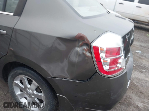 2007 Nissan Sentra 2.0 with VIN 3N1AB61E67L622520, listed as a IAAI auction lot 41533201 with 202,282 mi miles and . Bid and sale history available at DreamBid. Image 6.