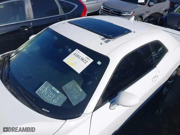 2015 Dodge Challenger SXT Plus with VIN 2C3CDZBG9FH811580, listed as a IAAI auction lot 41813822 with 134,997 mi miles. Bid and sale history available at carsss.com. Image 6.