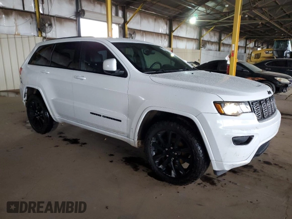 2017 Jeep Grand Cherokee Laredo with VIN 1C4RJEAG8HC930025, listed as a Copart auction lot 47613045 with 101,329 mi miles and Salvage Title. Bid and sale history available at carsss.com. Image 4.