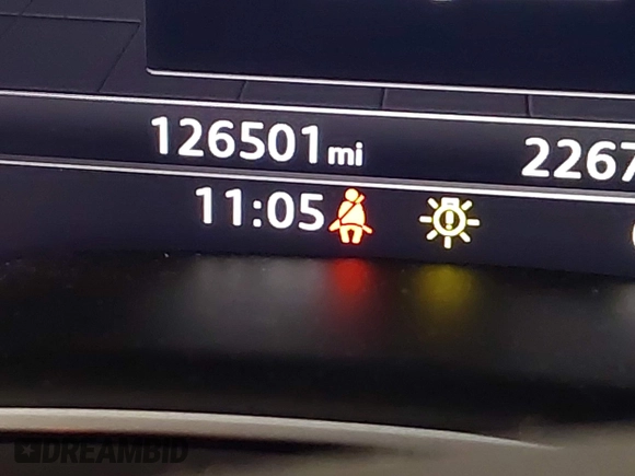 2017 Audi Q7 Premium Plus z VIN WA1LAAF75HD047074, wystawiony jako IAAI lot #42223975 z przebiegiem 126 501 mil mil oraz . Historia ofert i sprzedaży dostępna na DreamBid. Obrazek 15.