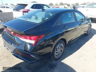 2024 Hyundai Elantra SEL with VIN KMHLM4DG4RU778450, listed as a IAAI auction lot 41376801 with 2,605 mi miles. Bid and sale history available at carsss.com. Image 4.
