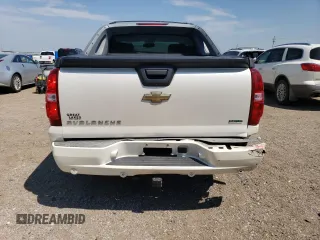 2011 Chevrolet Avalanche LTZ with VIN 3GNTKGE3XBG110045, listed as a Copart auction lot 66162484 with 191,508 mi miles and Salvage Title. Bid and sale history available at DreamBid. Image 6.