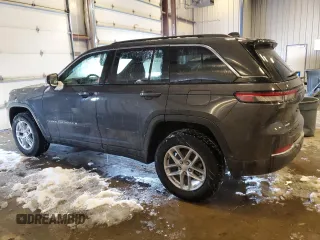 2024 Jeep Grand Cherokee Laredo X with VIN 1C4RJHAG2RC123051, listed as a Copart auction lot 45564825 with 9,292 mi miles and Salvage Title. Bid and sale history available at carsss.com. Image 2.
