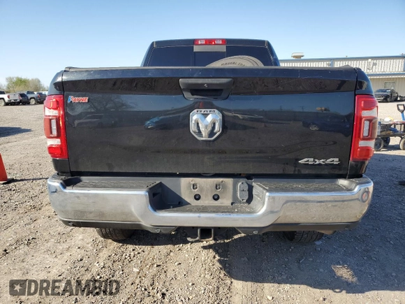 2021 Ram 2500 Tradesman with VIN 3C6UR5CL1MG525393, listed as a Copart auction lot 46311945 with 55,611 mi miles and Salvage Title. Bid and sale history available at carsss.com. Image 6.