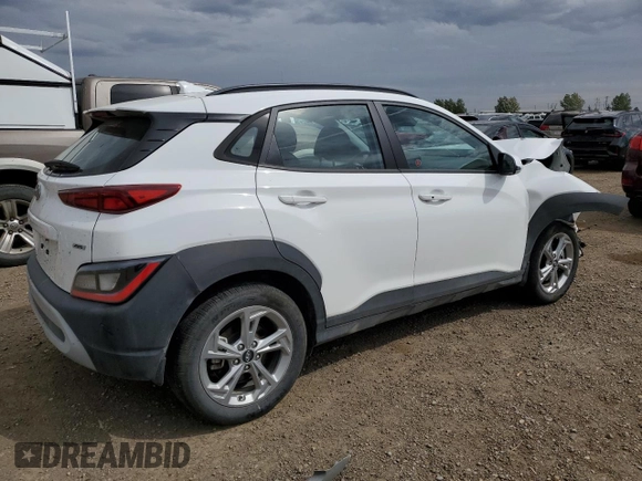2022 Hyundai Kona SE with VIN KM8K2CAB2NU863916, listed as a Copart auction lot 68952394 with 33,708 mi miles and Salvage Title. Bid and sale history available at carsss.com. Image 3.