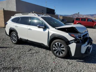 2024 Subaru Outback Touring XT with VIN 4S4BTGPD5R3146189, listed as a Copart auction lot 47024435 with 8,589 mi miles and Salvage Title. Bid and sale history available at carsss.com. Image 4.