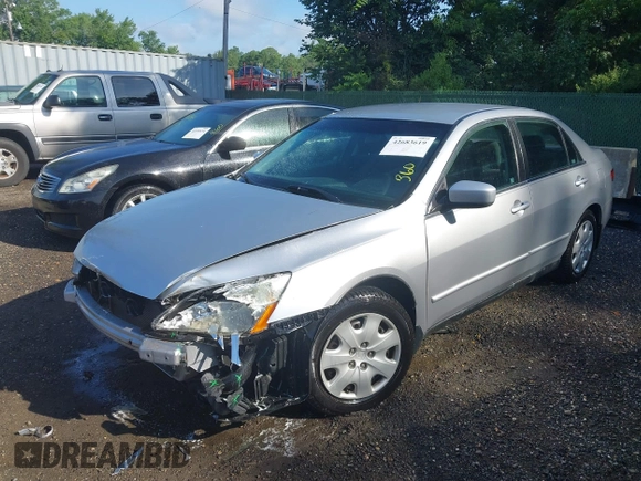 2004 Honda Accord LX z VIN 1HGCM66314A073465, wystawiony jako IAAI lot #42683619 z przebiegiem 142 773 mil mil oraz . Historia ofert i sprzedaży dostępna na DreamBid. Obrazek 18.