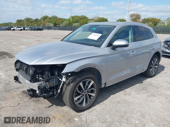 2024 Audi Q5 S line Premium with VIN WA1GAAFY9R2140669, listed as a IAAI auction lot 42092210 with 4,326 mi miles and . Bid and sale history available at DreamBid. Image 18.
