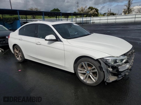 2018 BMW 3 Series 330i z VIN WBA8B9G56JNU96491, wystawiony jako Copart lot #50991795 z przebiegiem 65 764 mil mil oraz Szkoda całkowita • Salvage title. Historia ofert i sprzedaży dostępna na DreamBid. Obrazek 4.
