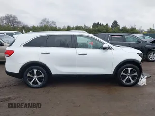 2017 Kia Sorento EX V6 with VIN 5XYPH4A57HG203255, listed as a IAAI auction lot 41178904 with 122,091 mi miles. Bid and sale history available at carsss.com. Image 12.
