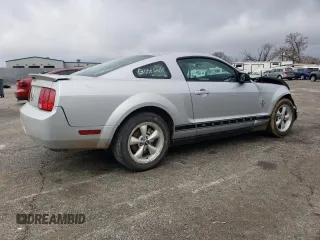 2007 Ford Mustang Deluxe with VIN 1ZVFT80N275288092, listed as a Copart auction lot 43067735 with 95,712 mi miles and Salvage Title. Bid and sale history available at carsss.com. Image 3.