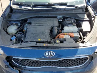 2018 Kia Niro FE with VIN KNDCB3LC3J5153586, listed as a Copart auction lot 67864184 with 86,574 mi miles and Salvage Title. Bid and sale history available at carsss.com. Image 11.