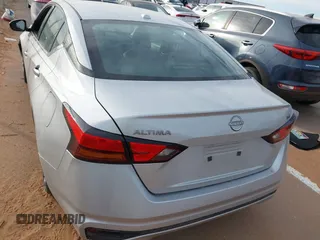 2023 Nissan Altima SL with VIN 1N4BL4EV2PN345867, listed as a IAAI auction lot 41434744 with 39,671 mi miles and . Bid and sale history available at DreamBid. Image 16.