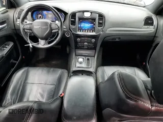 2015 Chrysler 300 with VIN 2C3CCABG2FH926929, listed as a Copart auction lot 44417275 with 133,737 mi miles and Salvage Title. Bid and sale history available at carsss.com. Image 8.