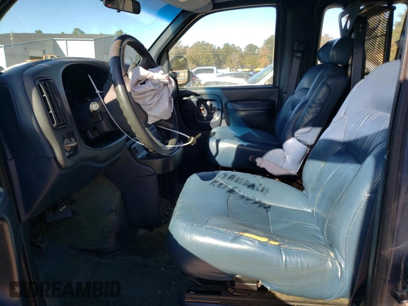 1999 GMC Savana Cargo Van YF7 with VIN 1GDFG15M8X1092613, listed as a Copart auction lot 83630704 with 152,020 mi miles and Salvage Title. Bid and sale history available at carsss.com. Image 7.