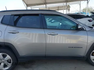 2019 Jeep Compass Altitude z VIN 3C4NJCBB7KT833187, wystawiony jako IAAI lot #41852079 z przebiegiem 73 949 mil mil oraz . Historia ofert i sprzedaży dostępna na DreamBid. Obrazek 13.