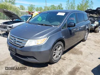 2011 Honda Odyssey EX-L with VIN 5FNRL5H62BB071404, listed as a IAAI auction lot 42196826 with 278,657 mi miles and . Bid and sale history available at carsss.com. Image 17.