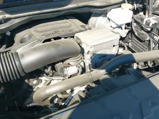 2024 Ram 1500 Big Horn z VIN 1C6SRFFT4RN158254, wystawiony jako IAAI lot #41628833 z przebiegiem 23 699 mil mil oraz . Historia ofert i sprzedaży dostępna na DreamBid. Obrazek 21.