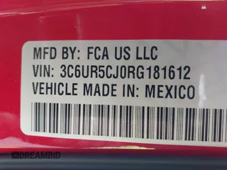 2024 Ram 2500 Tradesman z VIN 3C6UR5CJ0RG181612, wystawiony jako IAAI lot #41005946 z przebiegiem 12 715 mil mil oraz . Historia ofert i sprzedaży dostępna na DreamBid. Obrazek 9.
