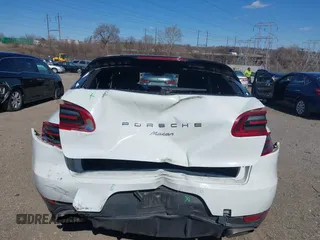 2018 Porsche Macan with VIN WP1AA2A58JLB13832, listed as a IAAI auction lot 41727902 with 46,656 mi miles and . Bid and sale history available at DreamBid. Image 17.