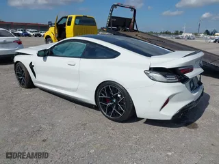 2022 BMW M8 Competition with VIN WBSAE0C02NCH10522, listed as a IAAI auction lot 41321013 with 44,389 mi miles. Bid and sale history available at carsss.com. Image 3.