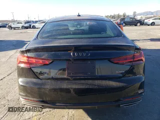 2024 Audi A5 Sportback S line Premium z VIN WAUDACF50RA092458, wystawiony jako Copart lot #87967485 z przebiegiem 4 564 mil mil oraz Szkoda całkowita • Salvage title. Historia ofert i sprzedaży dostępna na DreamBid. Obrazek 6.