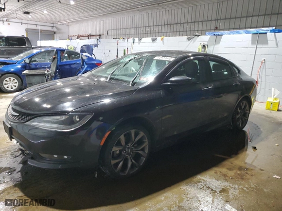 2015 Chrysler 200 S with VIN 1C3CCCDG8FN686804, listed as a Copart auction lot 44973945 with 124,563 mi miles and Salvage Title. Bid and sale history available at carsss.com. Image 1.
