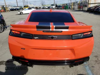 2018 Chevrolet Camaro 2LT with VIN 1G1FD1RSXJ0161054, listed as a Copart auction lot 43664293 with 24,817 mi miles. Bid and sale history available at carsss.com. Image 6.