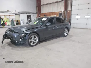 2013 BMW 3 Series 328i xDrive с VIN WBA3B5G50DNP40353, выставлен на аукционе IAAI как лот 42425411 с пробегом 112 879 миль миль и . История ставок и продаж доступна на DreamBid. Изображение 2.