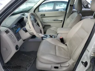 2008 Ford Escape XLT with VIN 1FMCU03148KD28538, listed as a Copart auction lot 43195975 with 137,437 mi miles and Salvage Title. Bid and sale history available at carsss.com. Image 7.