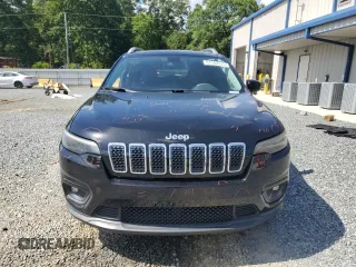 2019 Jeep Cherokee Latitude with VIN 1C4PJLCB4KD187328, listed as a Copart auction lot 61162315 with 80,088 mi miles and Salvage title. Bid and sale history available at DreamBid. Image 5.