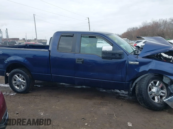 2008 Ford F-150 XLT with VIN 1FTPX14V58FB23534, listed as a IAAI auction lot 41696193 with 176,603 mi miles. Bid and sale history available at carsss.com. Image 13.