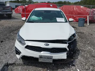 2021 Kia Forte FE z VIN 3KPF24AD5ME335331, wystawiony jako IAAI lot #41926109 z przebiegiem 87 354 mil mil oraz . Historia ofert i sprzedaży dostępna na DreamBid. Obrazek 13.