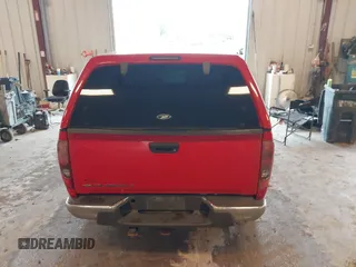 2007 Chevrolet Colorado 1LT z VIN 1GCDT13E678252966, wystawiony jako IAAI lot #42438219 z przebiegiem 205 731 mil mil oraz . Historia ofert i sprzedaży dostępna na DreamBid. Obrazek 16.