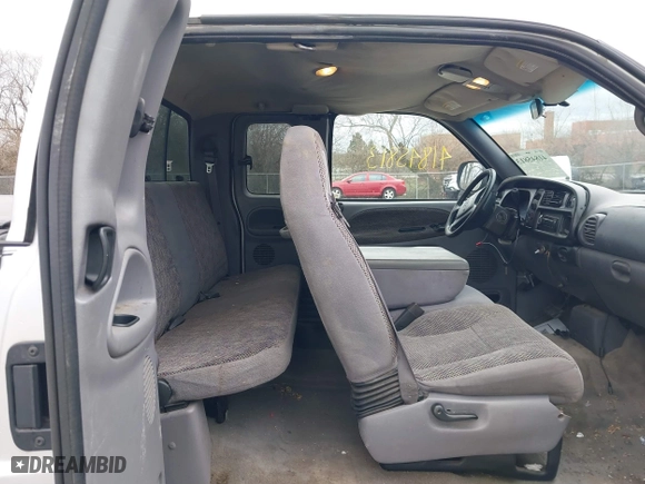 2001 Dodge Ram 1500 with VIN 3B7HC13Y21G785412, listed as a IAAI auction lot 41845813 with 222,246 mi miles. Bid and sale history available at carsss.com. Image 8.