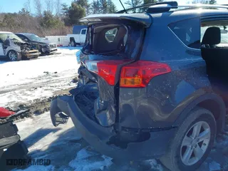 2013 Toyota RAV4 XLE with VIN JTMRFREV5DD032018, listed as a IAAI auction lot 41514088 with 142,917 mi miles. Bid and sale history available at carsss.com. Image 6.